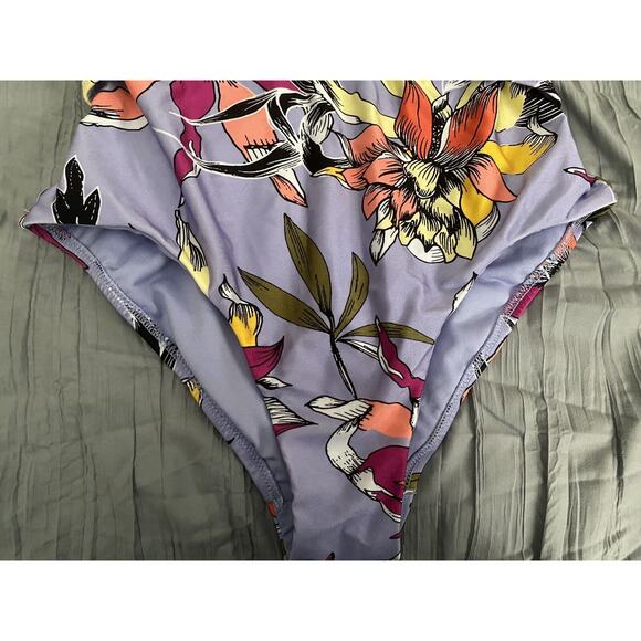 NWT Barr III Size Med High Neck Cutout One Pc Twist Strap Colorful Wild Topic - Picture 4 of 10